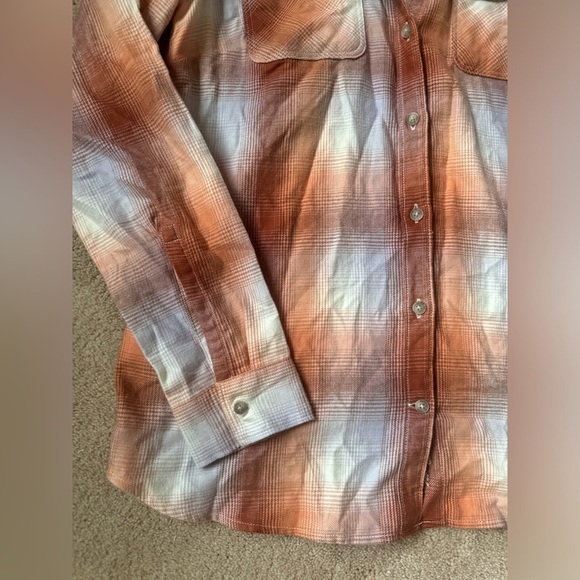 NWT Eddie Bauer Womens Firelight Button Up Long Sleeve Flannel Shirt Size Medium - Picture 2 of 5